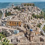 Casa Con Vista Sulla Magica Ragusa Ibla