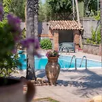 Villa Etna Da Mare