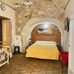 Gargallo Apartments