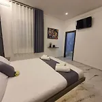 Mikale Luxury Rooms