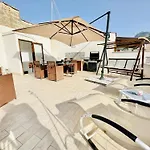 Charming House With Sea And Mountain Views In Alcamo