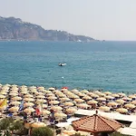 Orama Apartment Front Sea