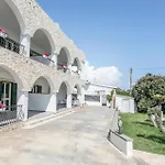 8 Bedroom Gorgeous Home In Cava Daliga