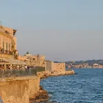 Stunning Home In Siracusa With Kitchenette