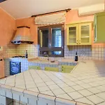 4 Bedroom Awesome Home In Brucoli