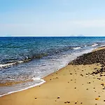 Rifugio Sul Mare 100M Dalla Spiaggia, Nel Verde