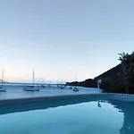 Halgoduria