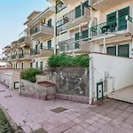 La Casa Di Tobia & Little Paradise Beach Apartments
