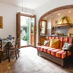 Lovely Home In Mascalucia With House Sea View