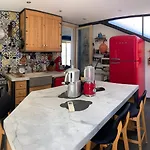 Casa Vacanze Natalia, Immersa Nella Riserva Naturale Di Piano Gallo, Terrazza Panoramica Di 200Mq Con Vista Sul Golfo Di Mondello Palermo, 5 Minuti A Piedi Dalla Spiaggia