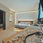 L'Opera - Luxury Apartment
