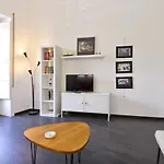 City Center Apartment With Terrace