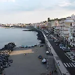 Comodo Appartamento A Due Passi Dal Mare