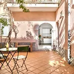 Ottaviano House
