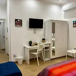 D'Aragona Guest House