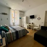 D'Aragona Guest House