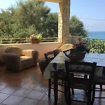 Villa Rosa Fronte Mare