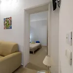 Caravaggio Apartment