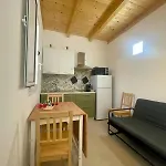 Anastasia Beach Cottage Pomelia