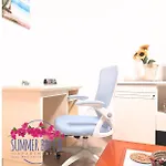 Summer Breeze Apartments