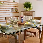 Wooden Wave Boutique Stay