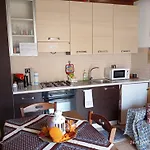 La Casuzza Di Lara