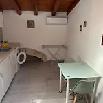 Deni'S Apartments