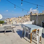 Mineo Townhouse With Incredible Views Of Mt Etna