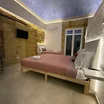 La Piccola Formica Rooms And Breakfast