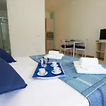 Taormina Studio 001