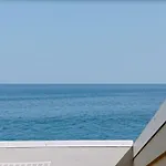 Mirone Apartment Fronte Mare Beachfront House