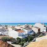Casa Azul Netflix Near The Sea