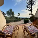 {Beach-House } Villa Mare Fuori