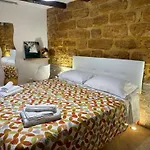 Home Via Neve-Historical Centre