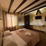 Summer Wind Apartments