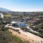 Appartamento In Villa Giulia Sud