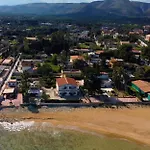 Mareluna Apartments