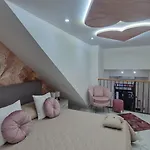 Giu - Sal'S Home