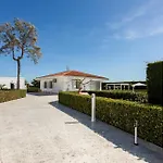 Villetta Serena With Lovely Private Pool
