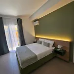 Tevergad Suites & Rooms