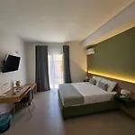 Tevergad Suites & Rooms