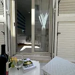 Sunlands 50 Meters From The Sandy Beach With Wifi