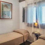 Stunning Apartment In Collesano Pa