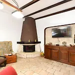 Villa Parisi Con Piscina