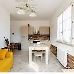 Single Villa In Full Relaxation Near The Sea