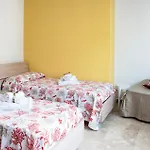 Lovely Home In Torrenova With Kitchen