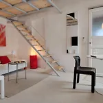 Ernesto Home