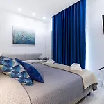 Heart City Rooms