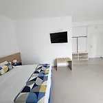 Tevergad Suites & Rooms