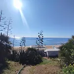 Casa Linda Av